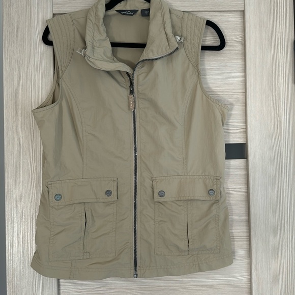 Eddie Bauer Jackets & Blazers - Eddie Bauer women vest
